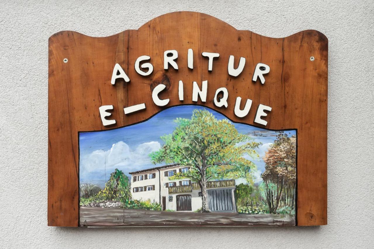 Agritur E-Cinque Villa Salorno Bagian luar foto